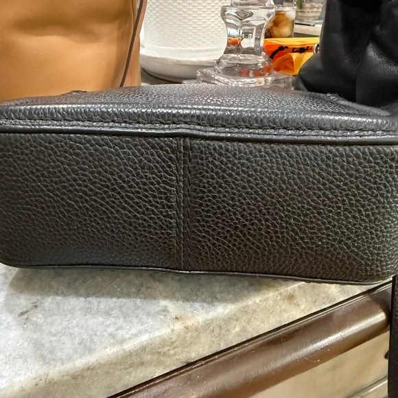 Kate Spade Orchard Street Arla Black Leather Crossbody with Tassels. - Picture 5 of 11